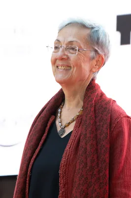 Feride Çiçekoğlu